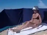 LA PORTUGAISE A LA PLAGE