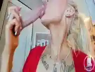 Hot Blonde Squirting Pussy Camgirl