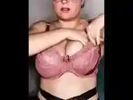 Best boobs on net trying bras in front of camera