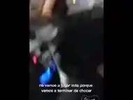 FIESTA ARGENTINA. ME COJO AL BARTENDER DE LA DISCOTECA en el auto y en mi casa