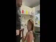 FK2 - MILF salope se fait baiser dans un restaurant par le commis de cuisine