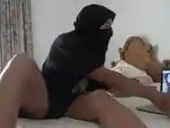 Hijab Arab Cuckold Wife getting fucked by black dicks ÙÙÙØ§Øª Ø¬ÙØ§Ø¨Ø© Ø¬Ø§Øª Ø¹ÙØ¯Ù ÙÙØ§Ø± ØªØ§ÙÙ Ø§ÙØ¹Ù