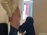 Publick Dick Flashing. I pull out my dick in front of a young pregnant muslim neighbor in hijab