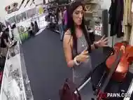 Brazilian woman pawns a Cello and nailed