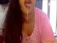 Desi blowjob &amp_ cum in mouth.