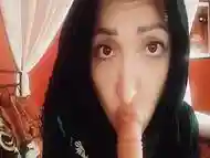 Muslim girl wanna try to suck