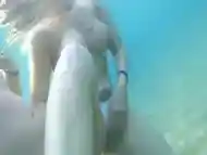 Amazing public beach water fuck with underwater blowjob