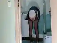 An old MILF substitutes her tight ass for anal