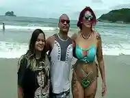 Atriz porno na praia  . Melissa Devassa  - Paty Bumbum - Casal De Primos