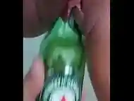 BEBENDO UMA BREJA COM PORRA DA BUCETA, cerveja , Heineken