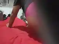 Dej&eacute_ grabando el celular en el cuarto de mi esposa y andaba en calzones