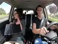 Driving tutor babe outdoor fucked by student driver