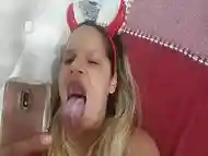 Esta camgirl levanta o pau at&eacute_ de defunto !!! Aproveite a promo&ccedil_&atilde_o de 20 reais 13 997734140