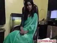 Hot Indian Sex Teacher on Cam