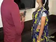 Indian Bhabhi Seduces TV Mechanic For Sex With Clear Hindi Audio