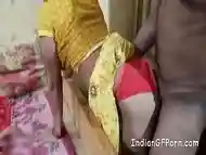 Indian Desi Village aunty fucked with her neighbour boy