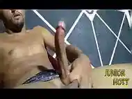 Junior Hott Tocando aquela punhenta gostosa, agora imagina esse leitinho tudo dentro de voc&ecirc_