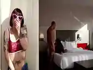 PILLA A SU EX NOVIO FOLLANDO CON SU AMIGA