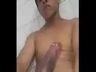 Paja en el ba&ntilde_o en la cuarentena