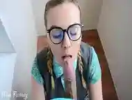 Realtor uses her mouth to convince buyer