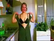 Retro Italian Housewife Kitchen Blowjob