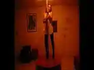 bailando como una puta teibolera