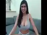 mia khalifa exclusive cam video masturbation