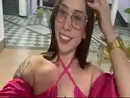 pareja webcam follando en el centro comercial Acropolis en Bucaramanga - Sara Films