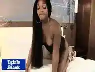 Bigbooty ebony tranny pulling her cock