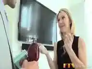 Milf beauty creampied